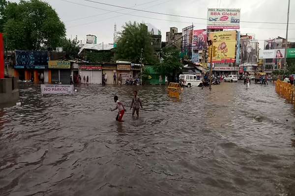 उदयपुर में सुबह से शाम तक ढाई इंच बारिश