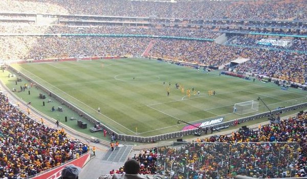 दक्षिण अफ्रीका के स्टेडियम में फुटबॉल मैच के दौरान भगदड़, 2 मरे