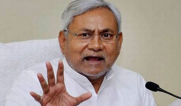 बिहार : महागठबंधन में दरार कायम, जद (यू) पर राजद व कांग्रेस नेता बिफरे बिहार : महागठबंधन में दरार कायम, जद (यू) पर राजद व कांग्रेस नेता बिफरे