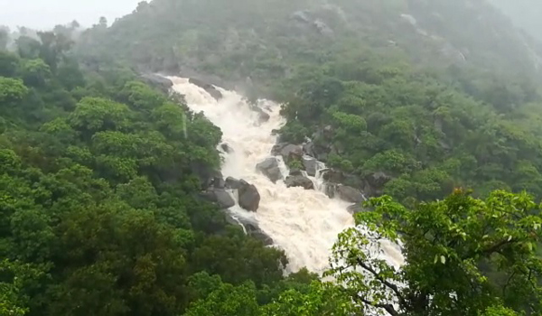 माउण्ट आबू में बारिश का ऐसा रेकार्ड बना जो पहले कभी नहीं हुआ, दूसरे दिन भी रेकार्ड बारिश