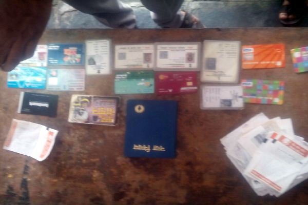 आकोला में पकड़ा ‘नटवरलाल’, पिटाई के बाद फरार आकोला में पकड़ा ‘नटवरलाल’, पिटाई के बाद फरार