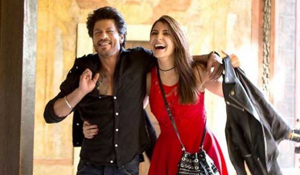 शाहरुख़ ख़ान अनुष्का शर्मा  की  Jab Harry Met Sejal का बेसब्री से इंतज़ार