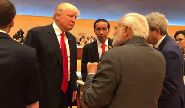 जी-20 सम्मेलन में ट्रंप ने मोदी से की अनौपचारिक बातचीत