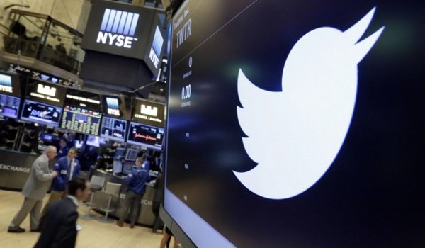ट्विटर को नहीं मिल रहे नए यूजर, शेयर लुढ़के