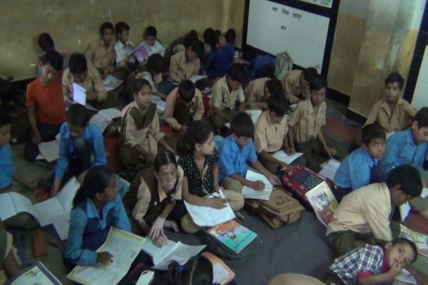 सरकारी स्कूलों में कक्षा 5वीं तक जरूरी नहीं नई यूनिफार्म