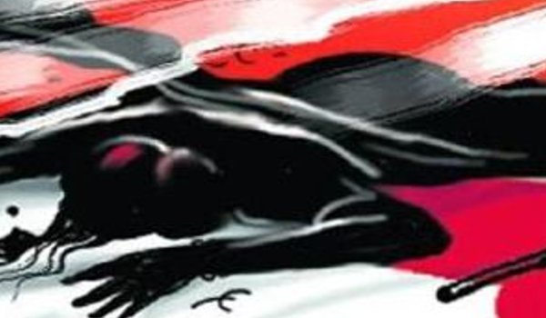 दिल्ली में चाकू से घायल 21 वर्षीया महिला की मौत दिल्ली में चाकू से घायल 21 वर्षीया महिला की मौत