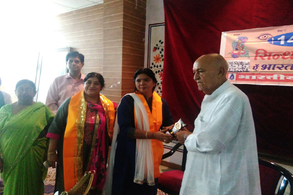 सिन्धी प्रस्तुतियां देकर सिन्ध को याद किया सिन्धी प्रस्तुतियां देकर सिन्ध को याद किया