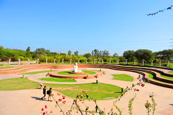 You will be happy to see these beautiful places of Chandigarh