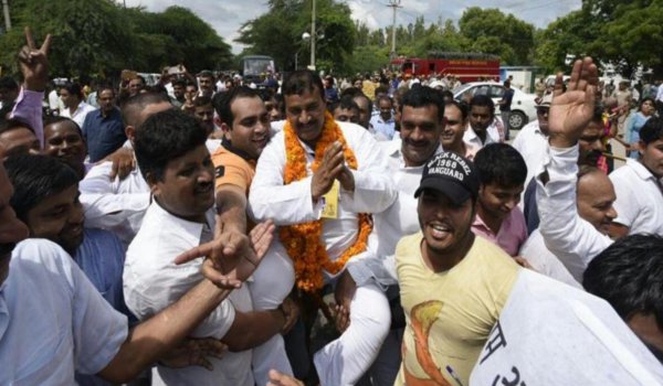 उपचुनाव के नतीजे : भाजपा, आप की सीटें बरकरार, नंदयाल में तेदेपा जीती उपचुनाव के नतीजे : भाजपा, आप की सीटें बरकरार, नंदयाल में तेदेपा जीती