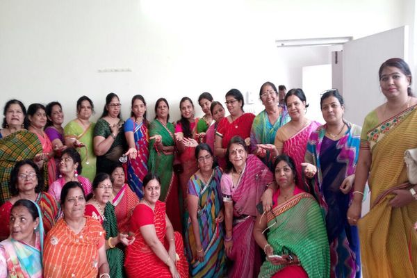 उदयपुर में देवेन्द्र महिला मण्डल ने मनाया सावन उत्सव उदयपुर में देवेन्द्र महिला मण्डल ने मनाया सावन उत्सव