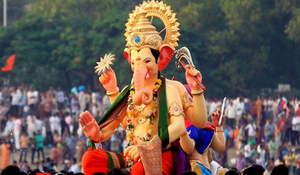 गणेश चतुर्थी : क्यों आैर कैसे मनाएं? गणेश चतुर्थी : क्यों आैर कैसे मनाएं?