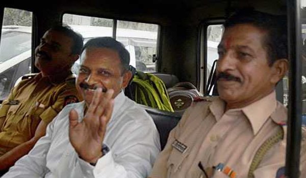 मालेगांव विस्फोट के अभियुक्त पुरोहित 9 साल बाद जेल से छूटे