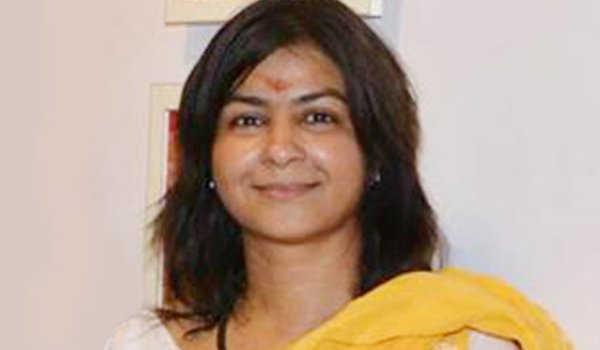 बच्चे को मिला आसरा, बाल आयोग अध्यक्ष मनन चतुर्वेदी ने थामा हाथ बच्चे को मिला आसरा, बाल आयोग अध्यक्ष मनन चतुर्वेदी ने थामा हाथ
