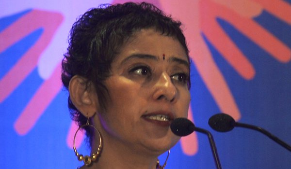 Manisha Koirala to visit flood hit region of Nepal