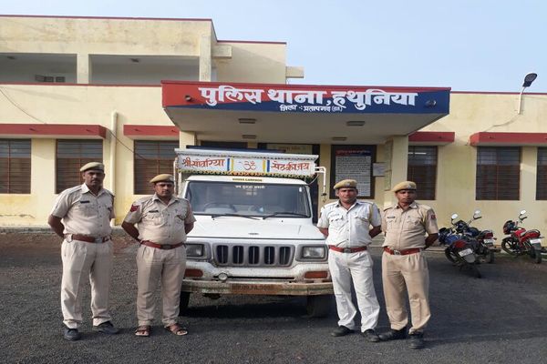257 किलो अवैध डोडा चूरा जब्त, पिकअप चालक फरार 257 किलो अवैध डोडा चूरा जब्त, पिकअप चालक फरार