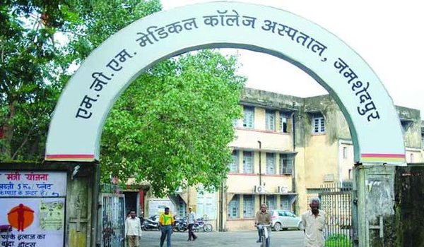झारखंड : इंसेफलाइटिस, निमोनिया से 800 से ज्यादा बच्चों की मौत झारखंड : इंसेफलाइटिस, निमोनिया से 800 से ज्यादा बच्चों की मौत