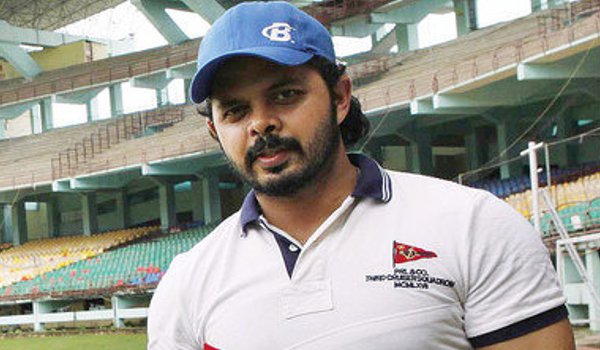 Sreesanth back on cricket field after four years