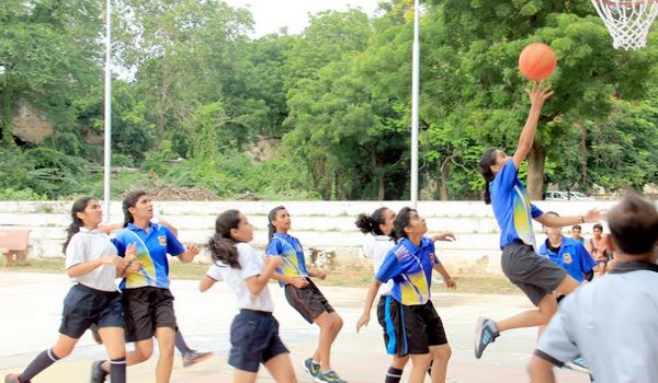 सोफिया स्कूल ने मेयो गर्ल्स को हराकर जीता खिताब सोफिया स्कूल ने मेयो गर्ल्स को हराकर जीता खिताब