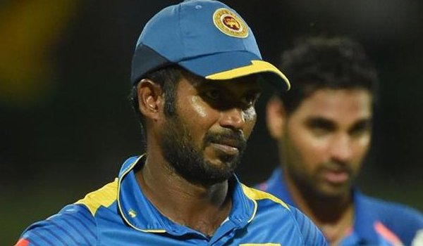 श्रीलंकाई कप्तान उपुल थरंगा पर दो वनडे मैचों का प्रतिबंध