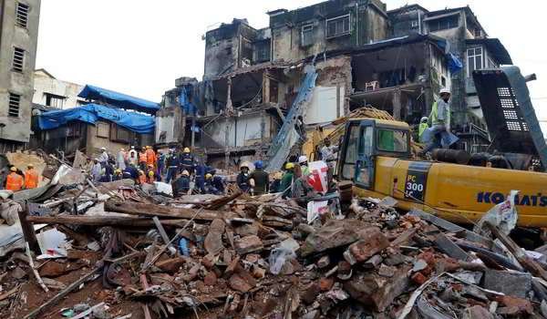 मुंबई में इमारत ढहने से 33 की मौत, प्रधानमंत्री ने दुख जताया मुंबई में इमारत ढहने से 33 की मौत, प्रधानमंत्री ने दुख जताया