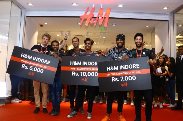 H AND M