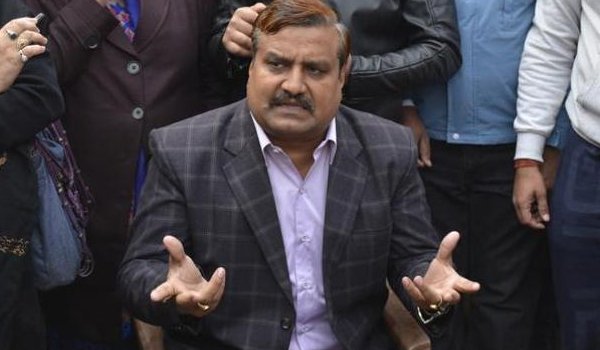 भाजपा कार्यकर्ता की हत्या में पूर्व बसपा विधायक पर केस दर्ज भाजपा कार्यकर्ता की हत्या में पूर्व बसपा विधायक पर केस दर्ज