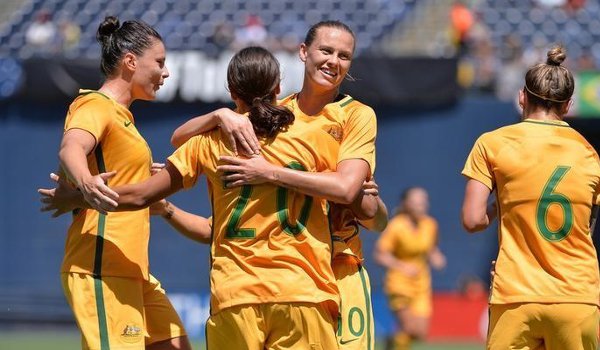 आस्ट्रेलियाई महिला फुटबाल खिलाड़ियों के वेतन में ऐतिहासिक बढ़ोतरी