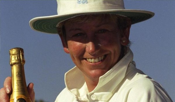 इंग्लैंड की महिला क्रिकेट खिलाड़ी जेन ब्रिटिन का निधन