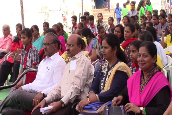 उदयपुर : केवी में बच्चों की प्रस्तुतियों ने मन मोहा उदयपुर : केवी में बच्चों की प्रस्तुतियों ने मन मोहा