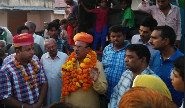 पीलीखान में 1.25 किमी लम्बी पाइपलाइन कार्य का शुभारम्भ पीलीखान में 1.25 किमी लम्बी पाइपलाइन कार्य का शुभारम्भ