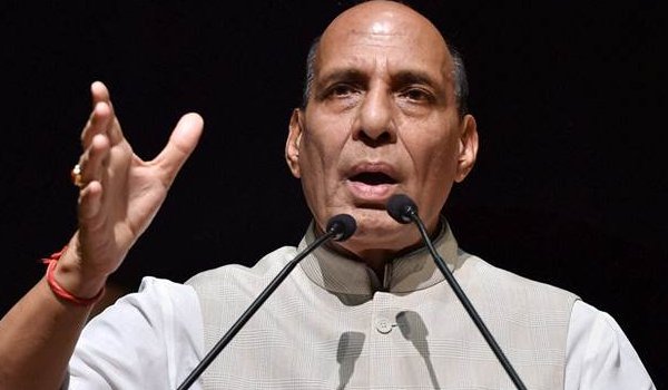 हमारा दृष्टिकोण मानवीय, पर गैरकानूनी प्रवास के खिलाफ : राजनाथ हमारा दृष्टिकोण मानवीय, पर गैरकानूनी प्रवास के खिलाफ : राजनाथ