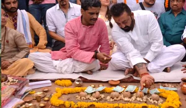 संजय दत्त ने दिवंगत पिता सुनील दत्त की इच्छा पूरी की संजय दत्त ने दिवंगत पिता सुनील दत्त की इच्छा पूरी की