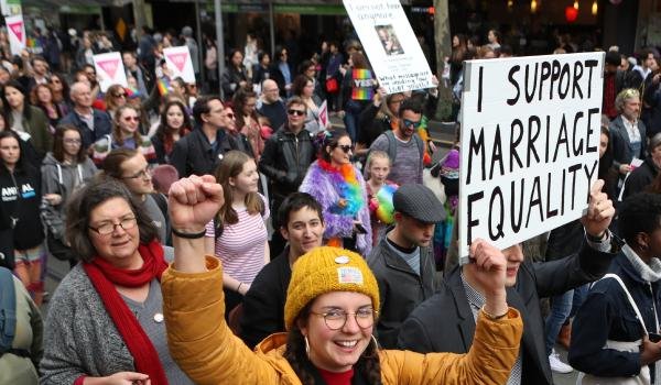 आस्ट्रेलिया में समलैंगिक विवाह को चुनौती देनी वाली याचिकाओं पर सुनवाई