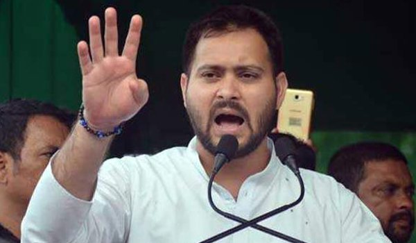 नीतीश कुमार के बुरे दिन शुरू हो गए : तेजस्वी यादव नीतीश कुमार के बुरे दिन शुरू हो गए : तेजस्वी यादव
