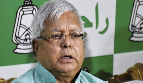 मैं डरने वाला नहीं, भाजपा से सीधी लड़ाई लडूंगा : लालू मैं डरने वाला नहीं, भाजपा से सीधी लड़ाई लडूंगा : लालू