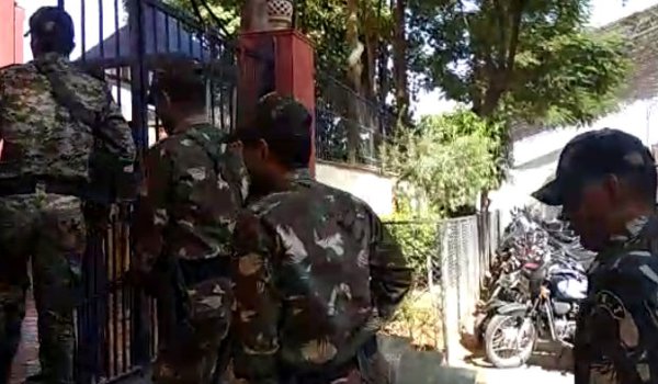 जयपुर : बम की अफवाह से स्कूल में हड़कंप, स्विट्जरलैड़ से आया धमकी भरा ई-मेल जयपुर : बम की अफवाह से स्कूल में हड़कंप, स्विट्जरलैड़ से आया धमकी भरा ई-मेल
