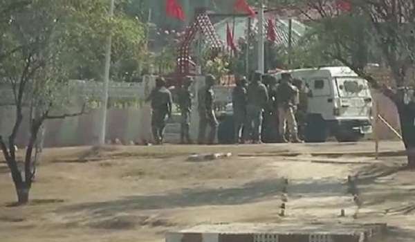 BSF शिविर पर आत्मघाती हमला, 3 आतंकी ढेर, सैनिक शहीद