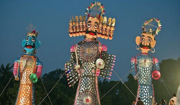 निर्वाचन आयोग का फरमान, दशहरा अवकाश को करना पडा काम निर्वाचन आयोग का फरमान, दशहरा अवकाश को करना पडा काम
