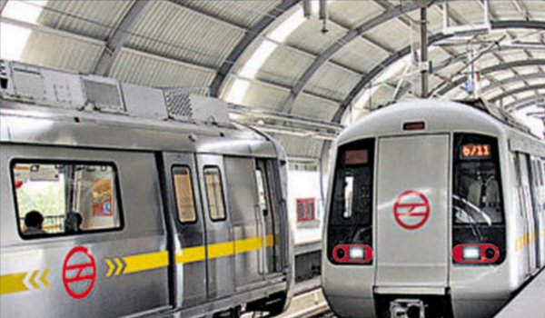 मेट्रो किराया वृद्धि रोकने को केंद्र ने केजरीवाल से सालाना 3000 करोड़ रुपए मांगे
