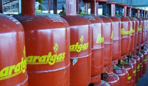 LPG: Jet fuel price hiked by 6%; LPG costlier by Rs 1.50 a cylinder