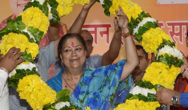 केकड़ी में सर्वसमाज के साथ मुख्यमंत्री राजे का ‘जनसंवाद‘ केकड़ी में सर्वसमाज के साथ मुख्यमंत्री राजे का ‘जनसंवाद‘