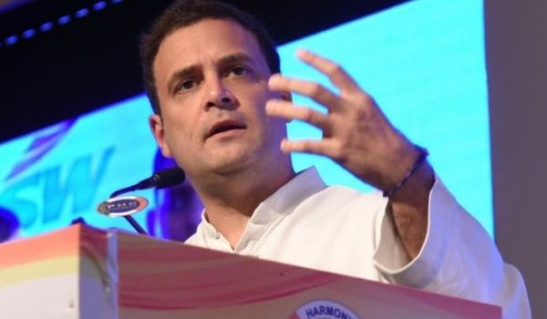 जीएसटी ‘कर आतंक की सुनामी’ : राहुल गांधी जीएसटी ‘कर आतंक की सुनामी’ : राहुल गांधी