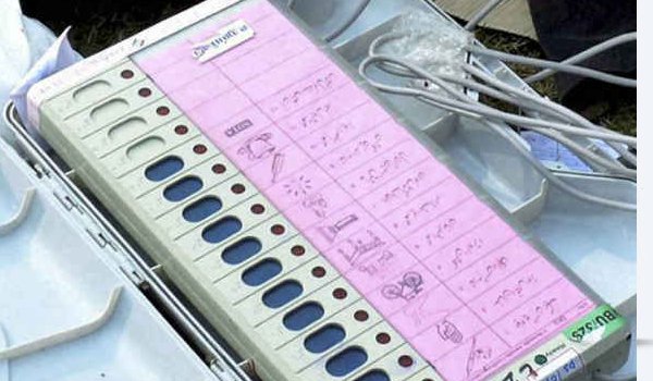 उत्तरप्रदेश : निकाय चुनाव 22 नवंबर से 3 चरणों में उत्तरप्रदेश : निकाय चुनाव 22 नवंबर से 3 चरणों में