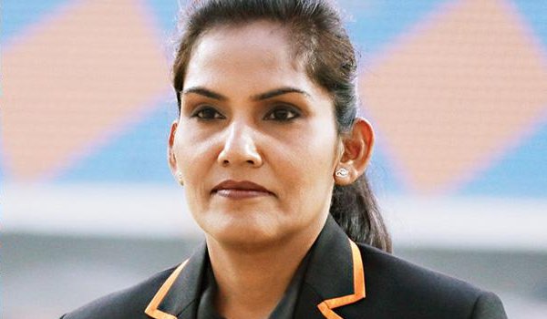 आसान नहीं था एथलीट से कबड्डी रेफरी तक का सफर : सष्मिता दास आसान नहीं था एथलीट से कबड्डी रेफरी तक का सफर : सष्मिता दास