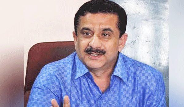 शिया वक्फ बोर्ड के अध्यक्ष ने मुगल शासकों को बताया अय्याश शिया वक्फ बोर्ड के अध्यक्ष ने मुगल शासकों को बताया अय्याश