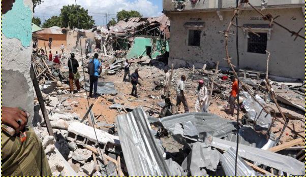 सोमालिया के होटल के बाहर आत्मघाती हमला, 25 की मौत