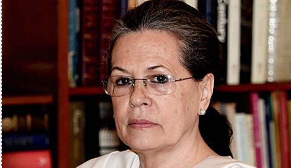 सोनिया गांधी ने मोदी सरकार पर हमला बोला सोनिया गांधी ने मोदी सरकार पर हमला बोला