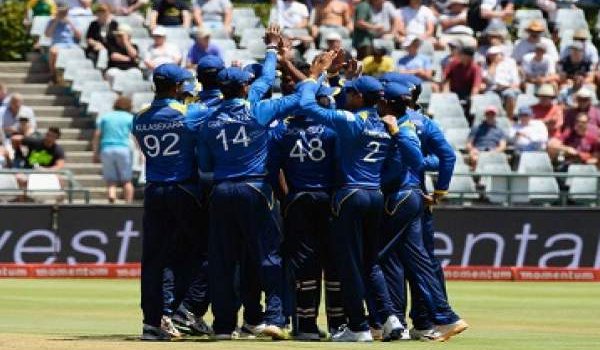 लाहौर टी-20 का विरोध करने वाले श्रीलंकाई खिलाड़ियों पर गिरी गाज