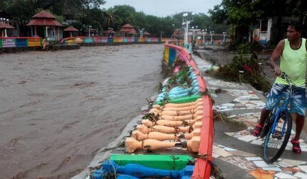 मध्य अमरीका में चक्रवाती तूफान नेट का कहर, 22 की मौत
