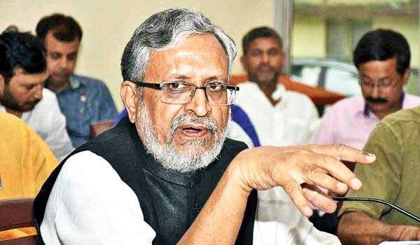 बिहार सरकार ने पेट्रोल, डीजल पर वैट में कटौती के दिए संकेत बिहार सरकार ने पेट्रोल, डीजल पर वैट में कटौती के दिए संकेत